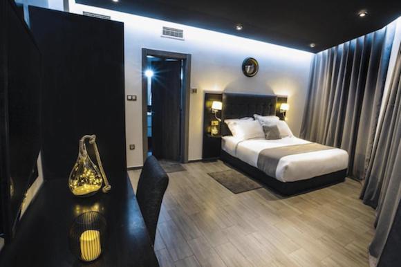 Calypso Hotell Aïn el Turk Eksteriør bilde